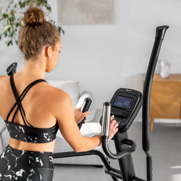 Computer nell'orbitrek elettromagnetico HS-095CF Prizm grigio offre 12 programmi di allenamento