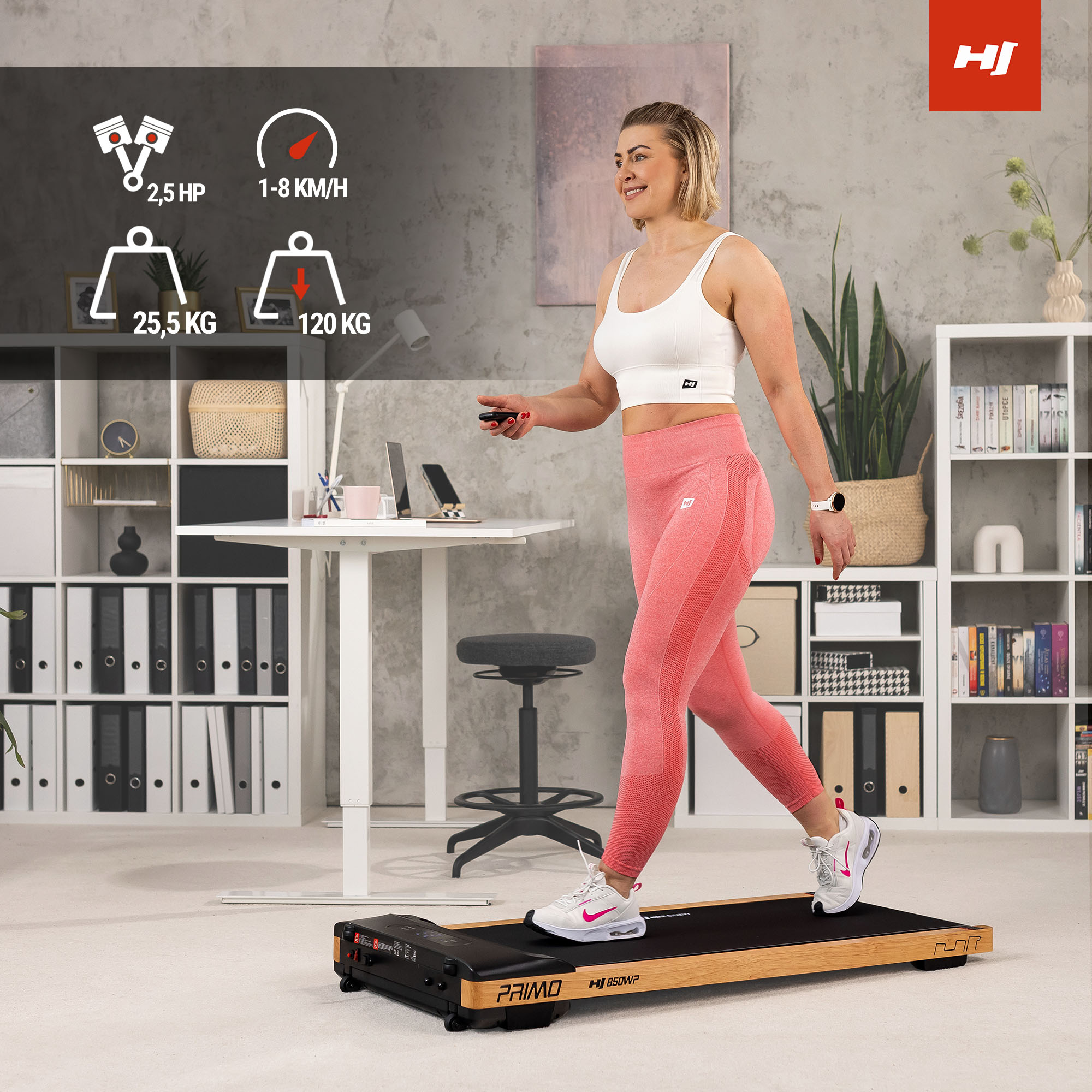 HS-850WP è dotato di un motore da 2,5 HP che consente di raggiungere una velocità fino a 8 km/h