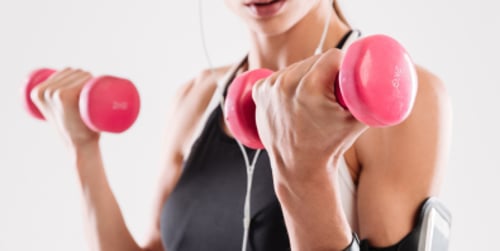 Esercizi con i pesetti: come fare i tuoi esercizi con pesetti a casa ogni giorno