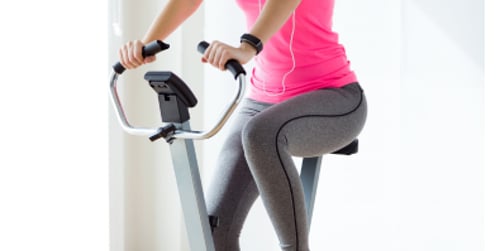 Cyclette per addominali - si possono scolpire pedalando?