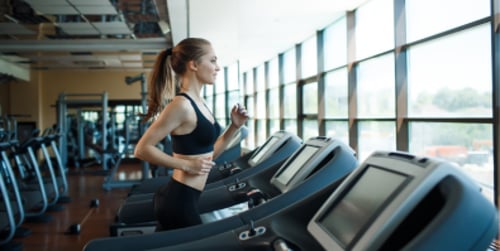 Meglio tapis roulant o ellittica? Confronto, benefici e guida alla scelta