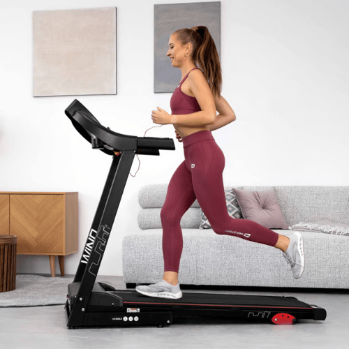 Meglio la cyclette o il tapis roulant per la palestra in casa - pro e contro