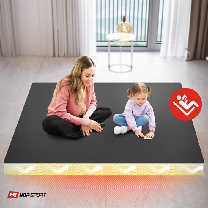 Donna e bambina sedute sul tappetino Puzzle nero 1 cm 12 pezzi 