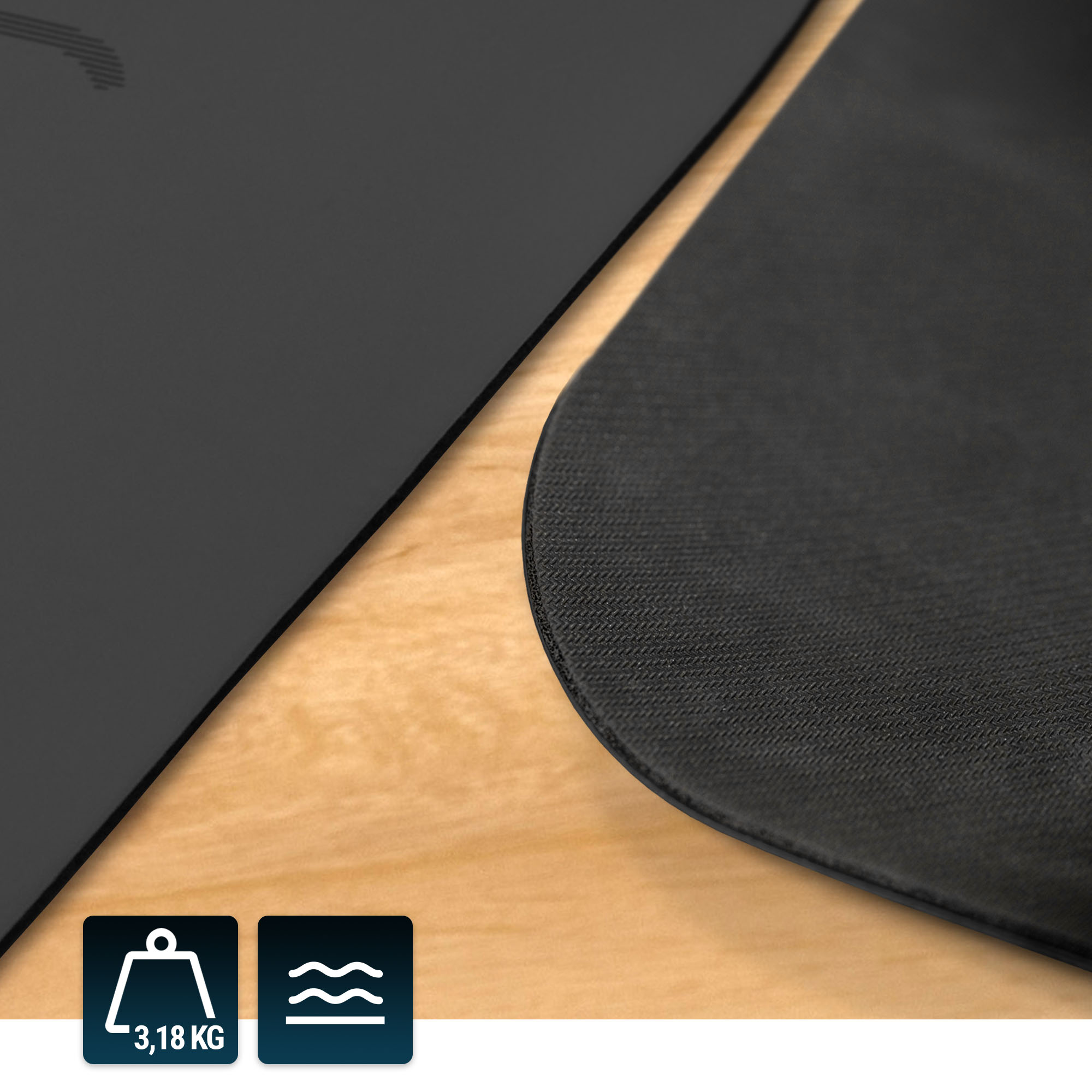 primo piano del tappetino da yoga nero del marchio Hop-Sport