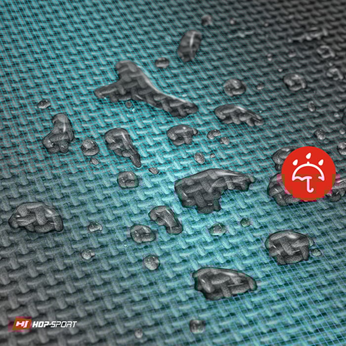 Gocce d'acqua sul tappetino Hop-Sport