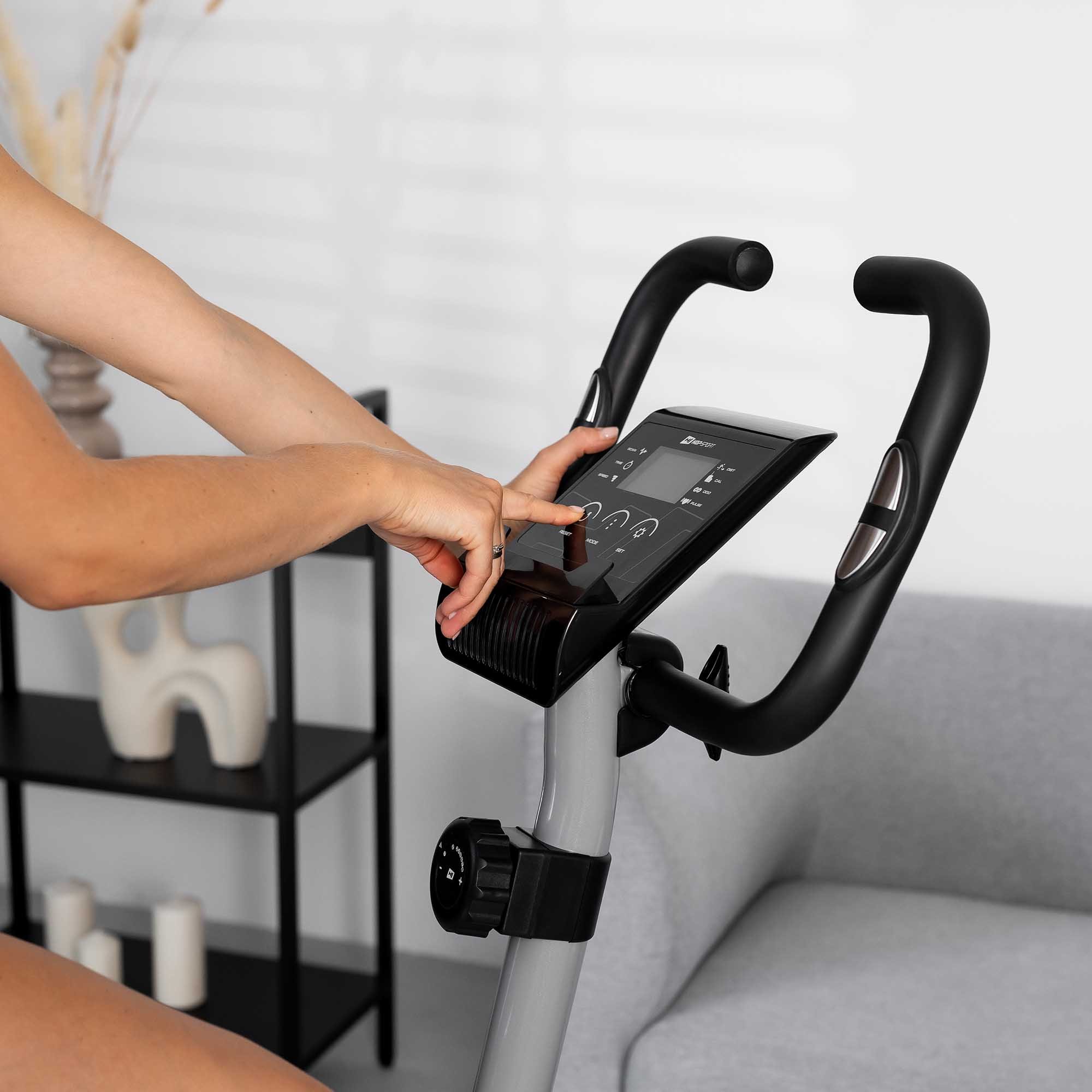 Cyclette magnetica HS-2050H Sonic argento dotata di computer di allenamento